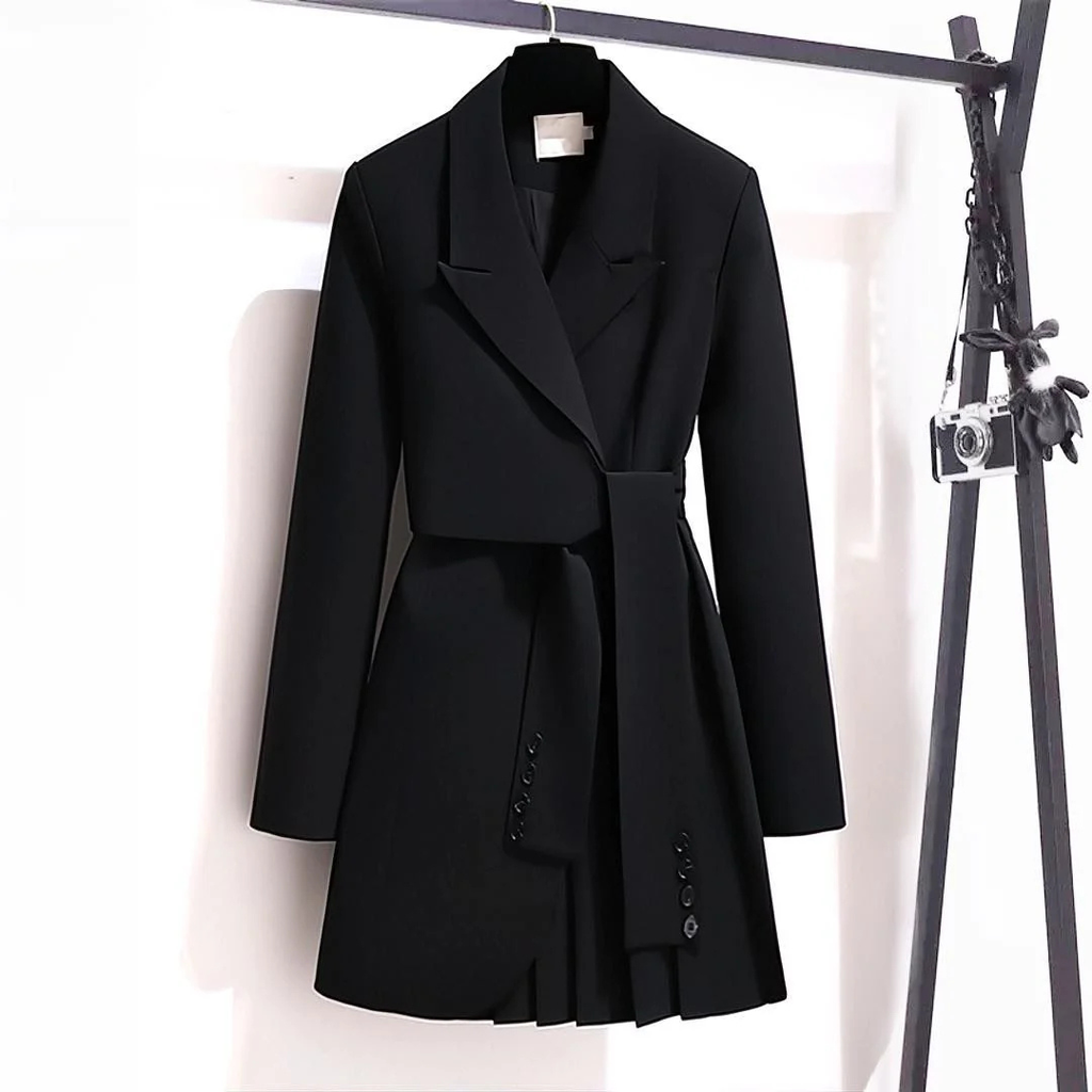 Élodianne™ – Le manteau ceinturé qui allie élégance et modernité